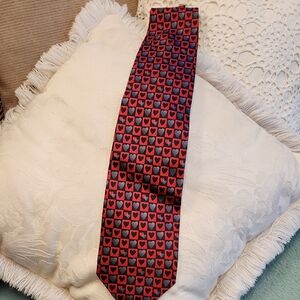 Vintage Heart Print Bold Red and Black Geometric Tie
